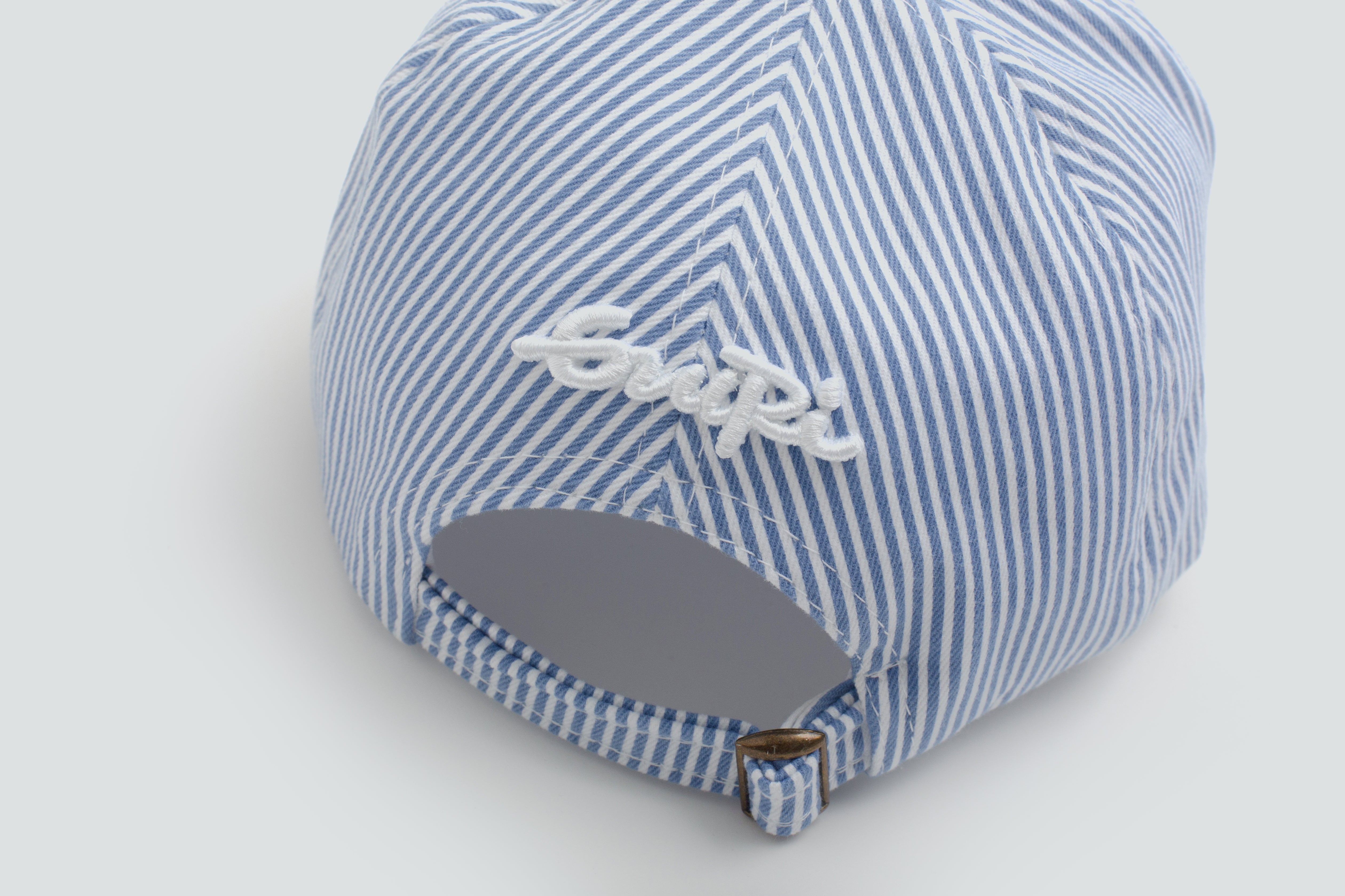 GORRA GÓTICO BLANCO