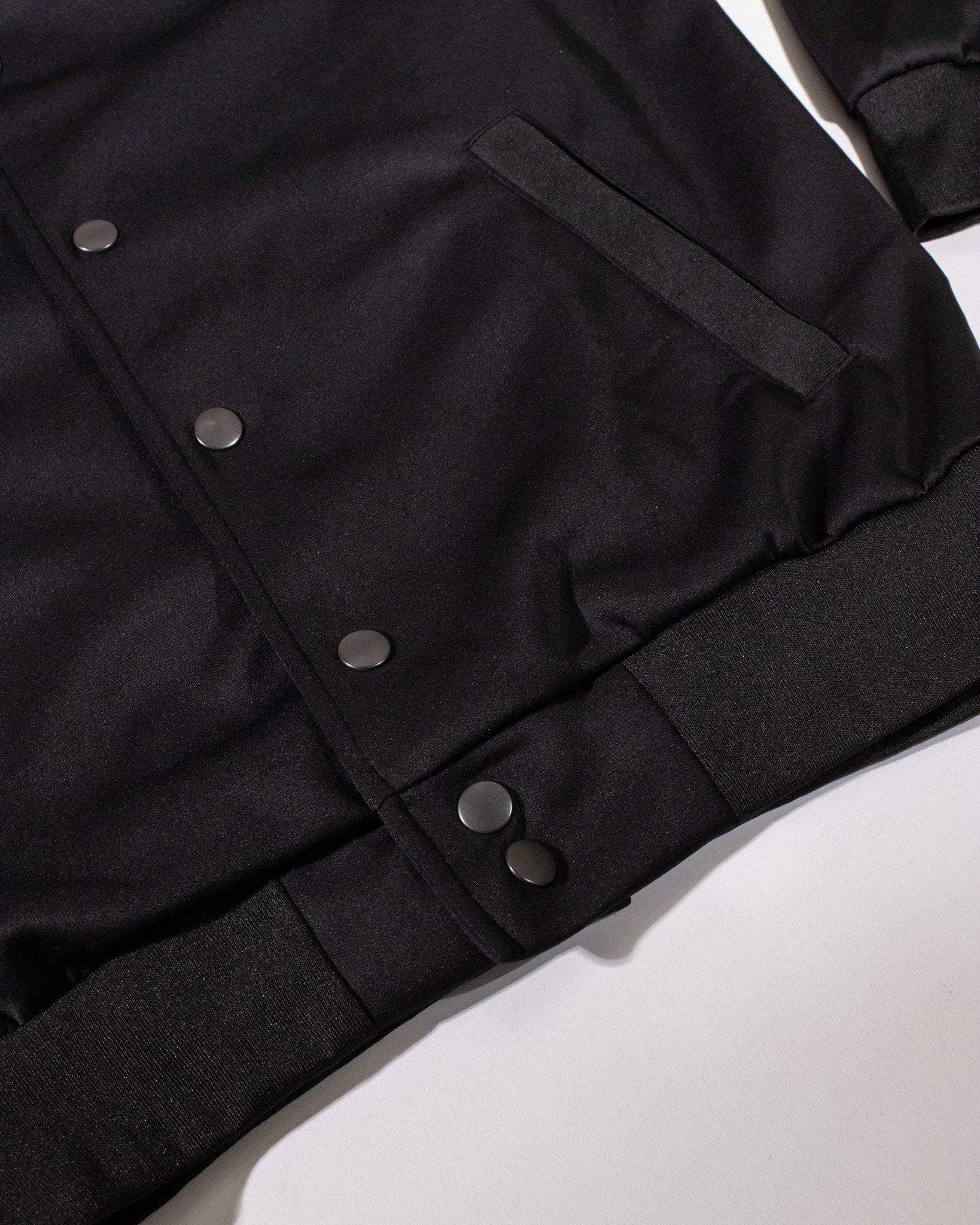MEN'S BLACK-ON JACKET