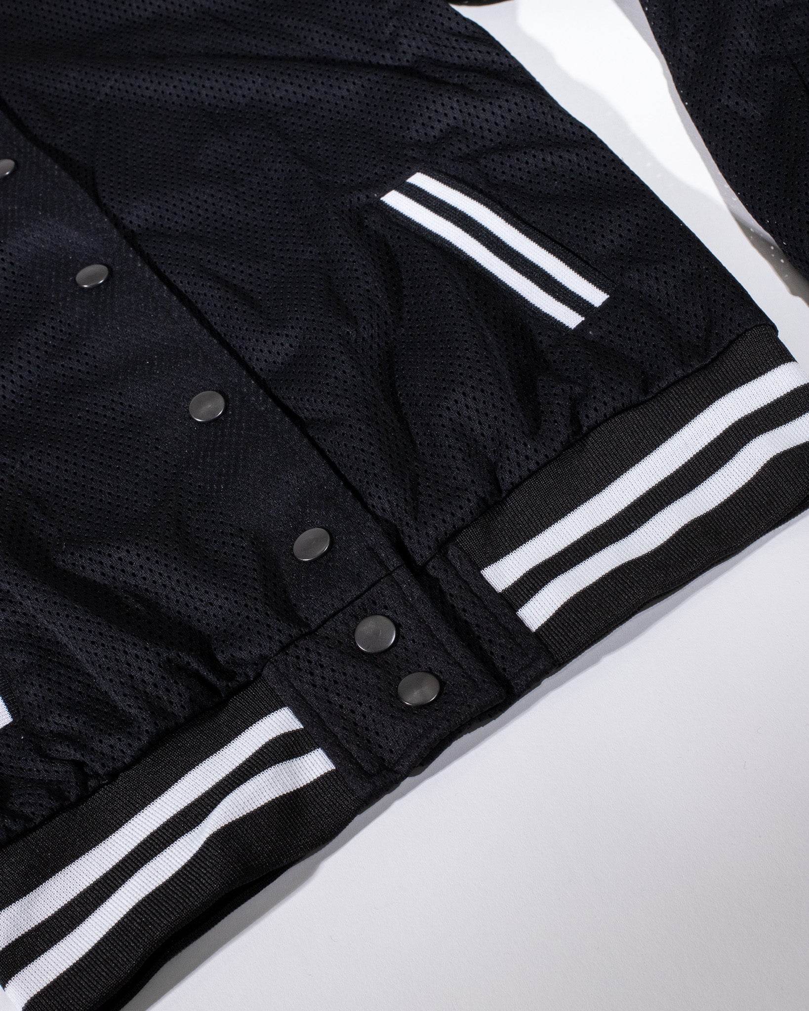 MEN'S CLASSIC JACKET