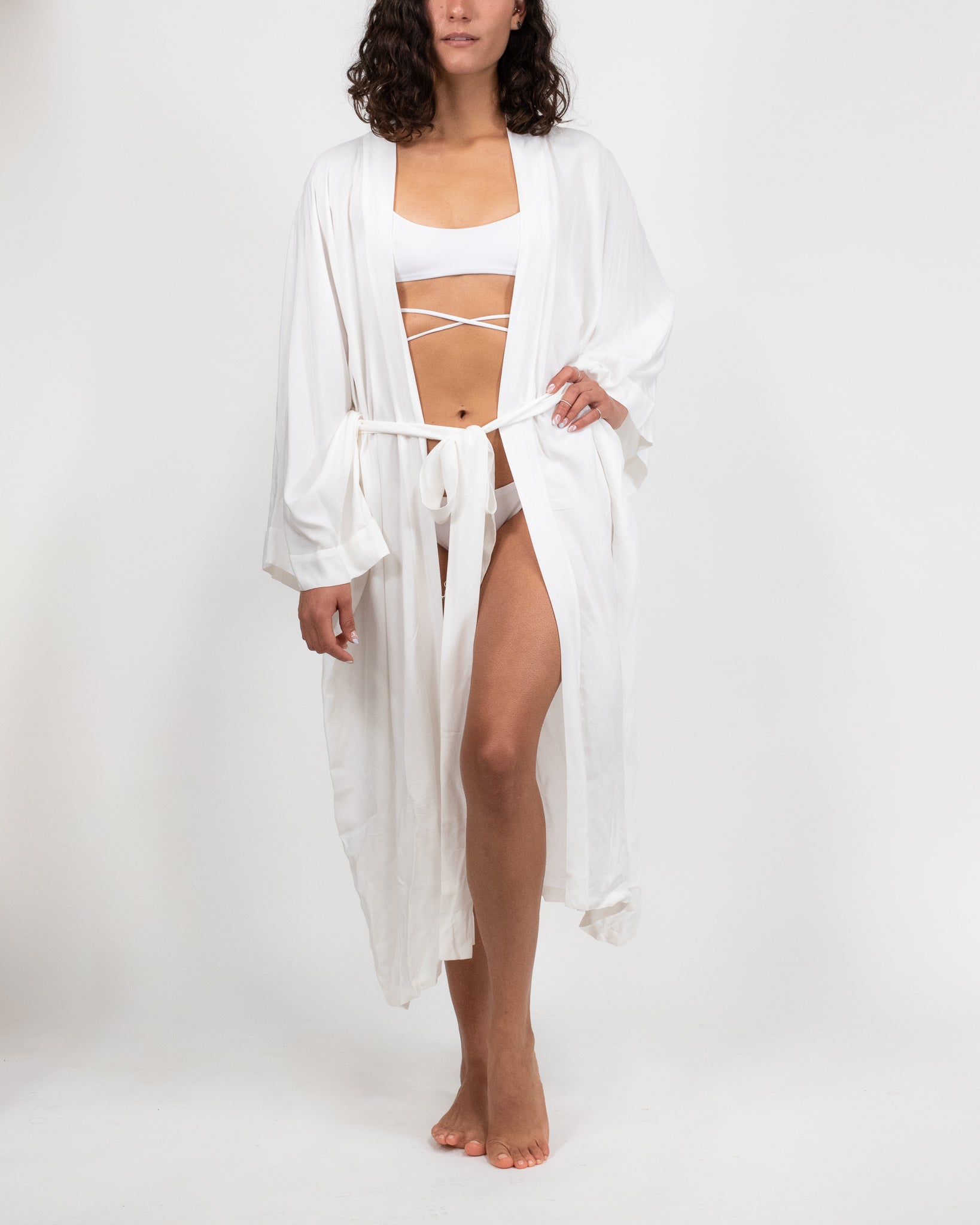 WHITE DRACO KIMONO