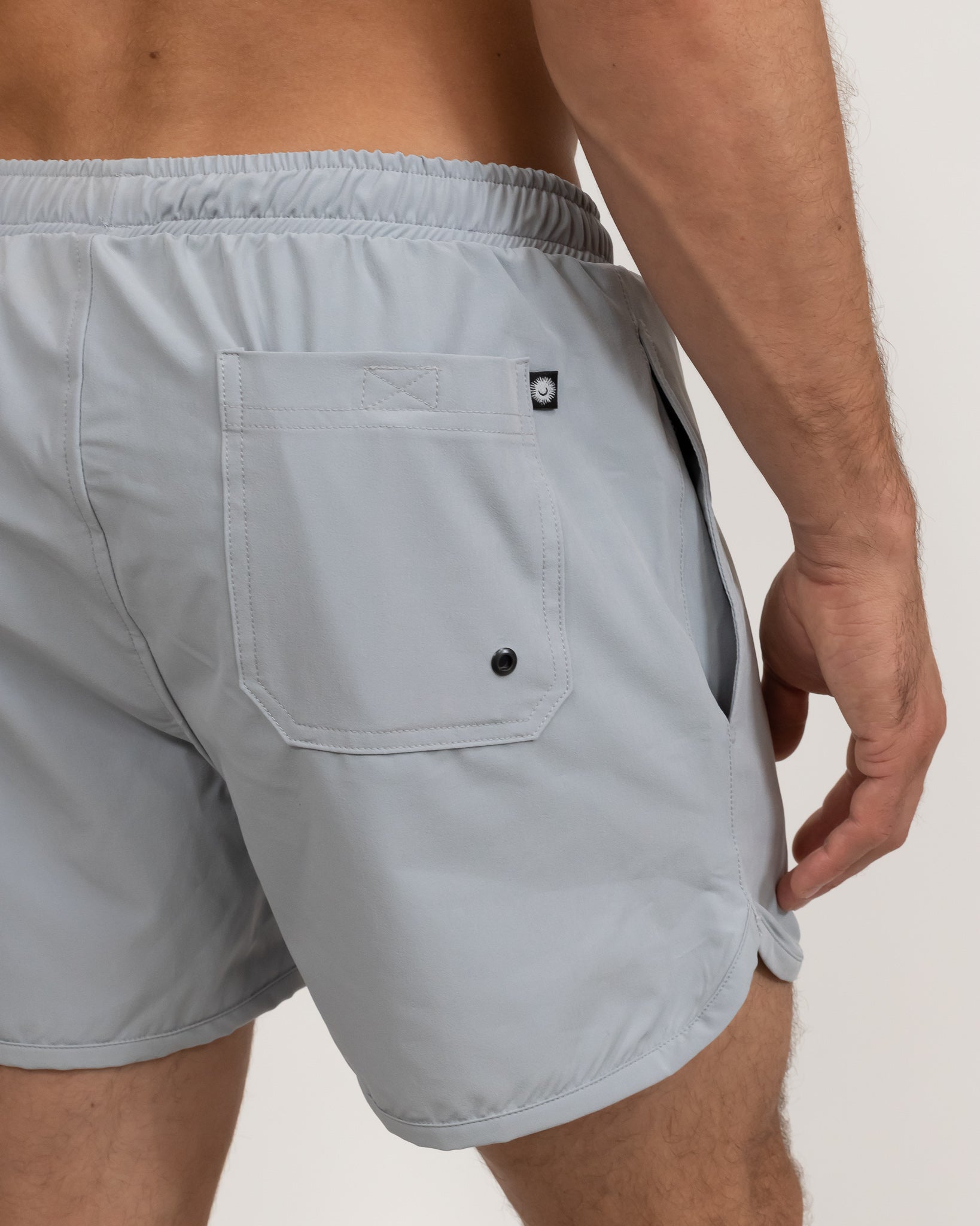 GRAY VOLAN SHORTS