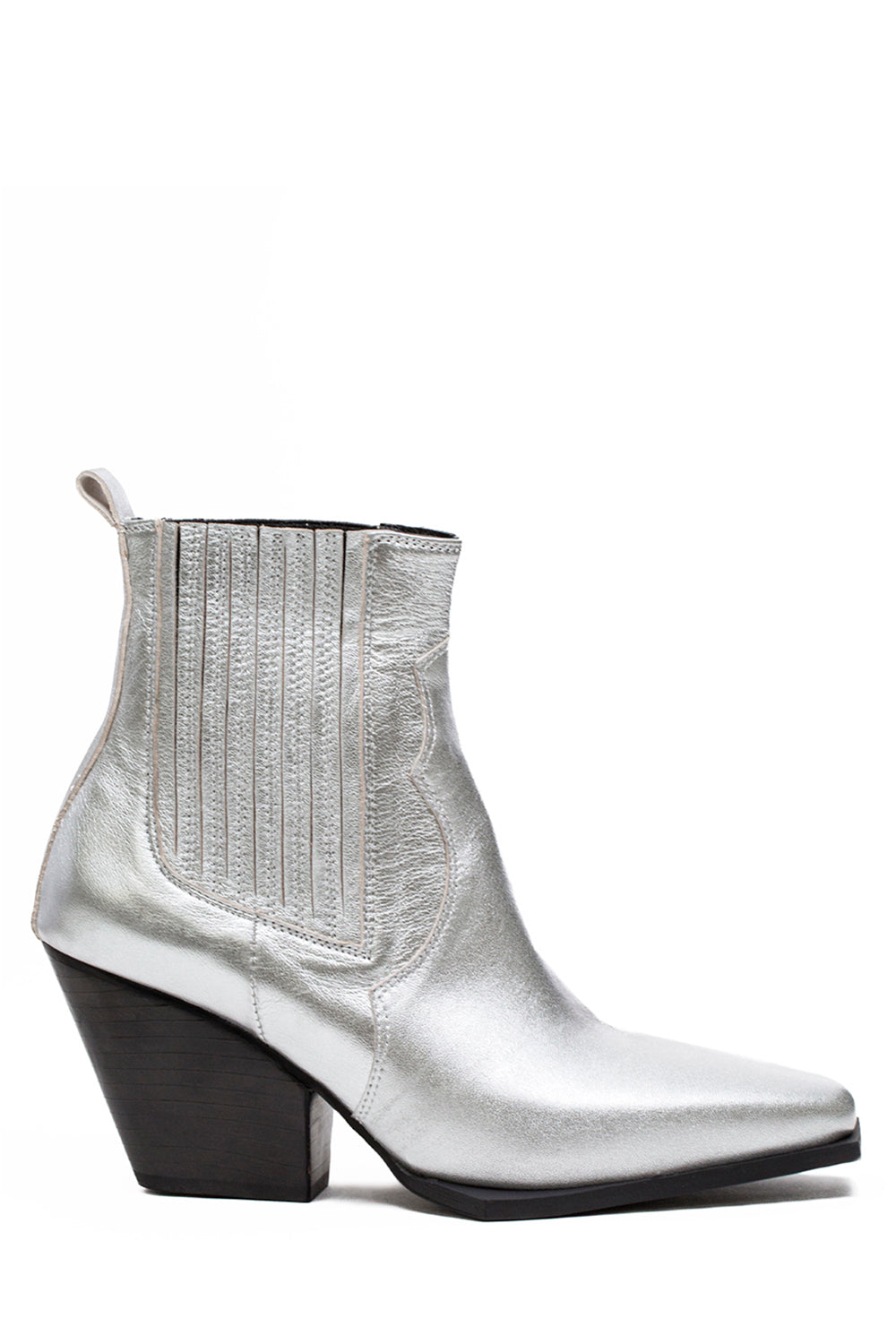 LUCKY SILVER BOOTS