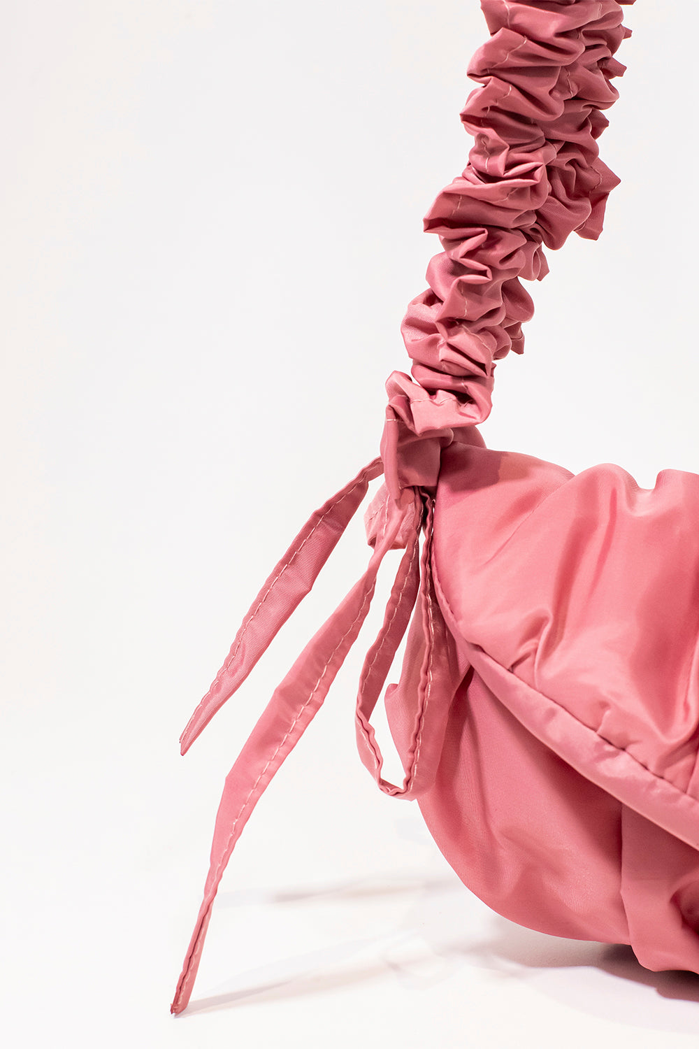 BOLSO PETALO DUSTY PINK