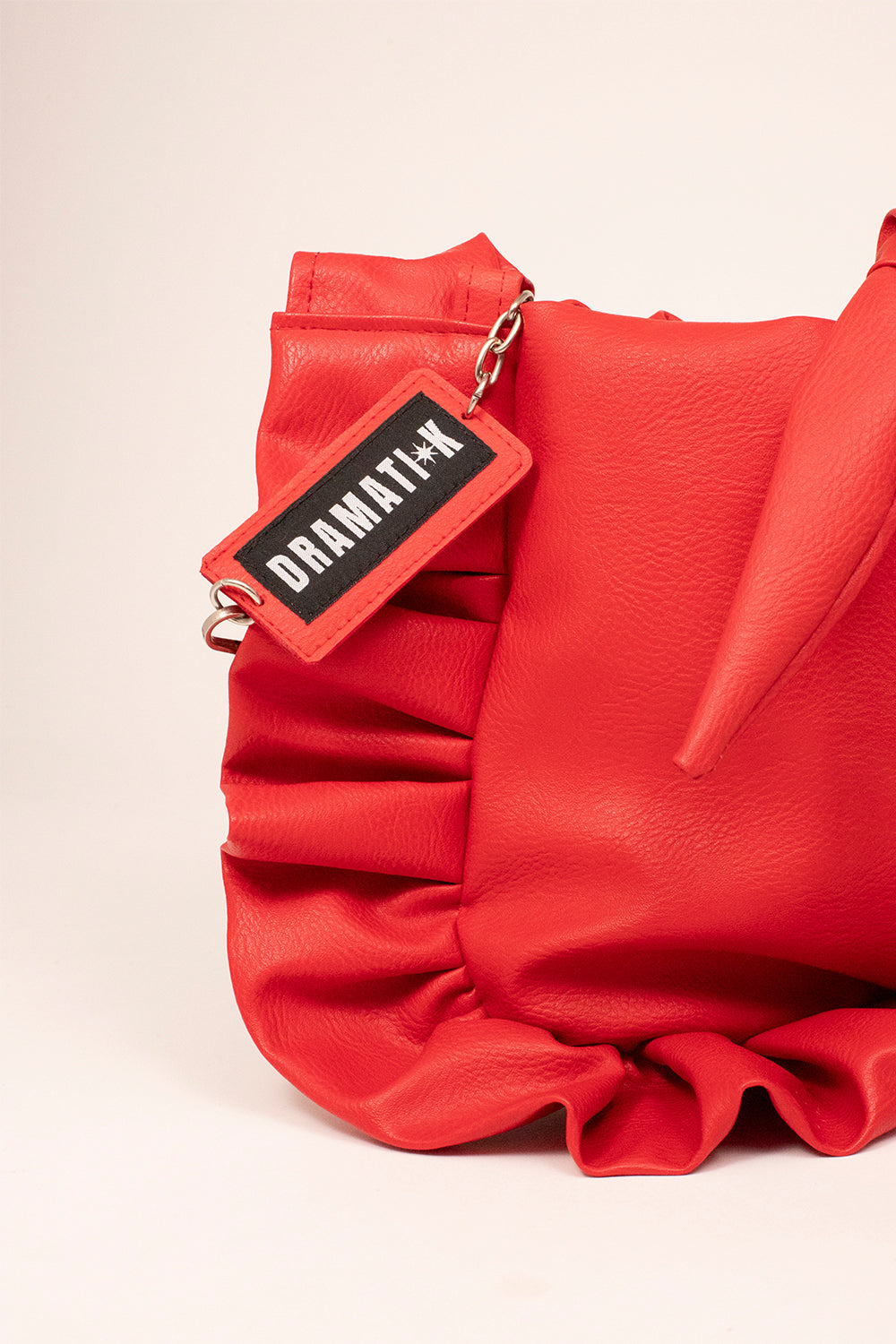 BOLSO RUFFLE ROJO