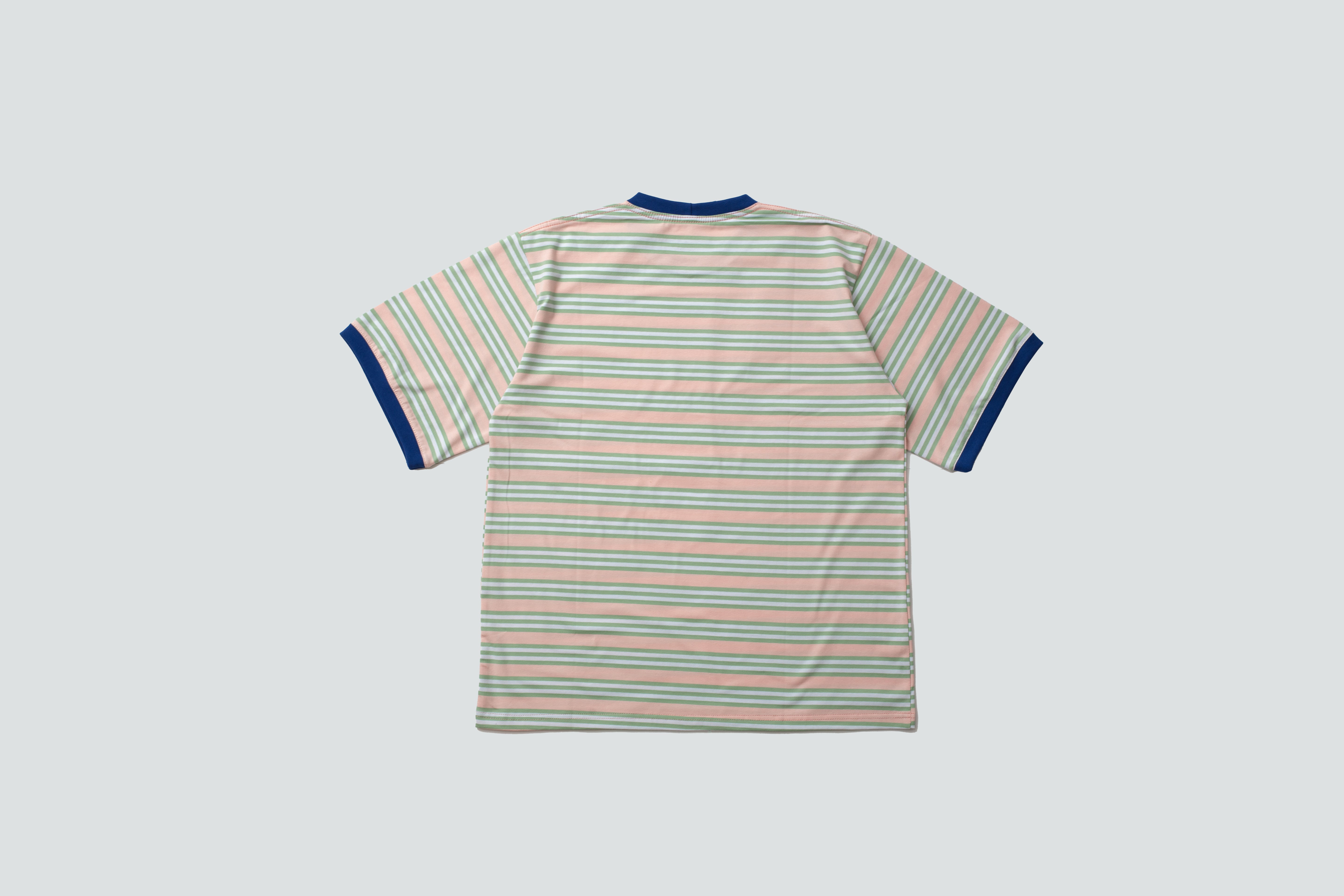 PLAYERA RAYAS CUELLO REY