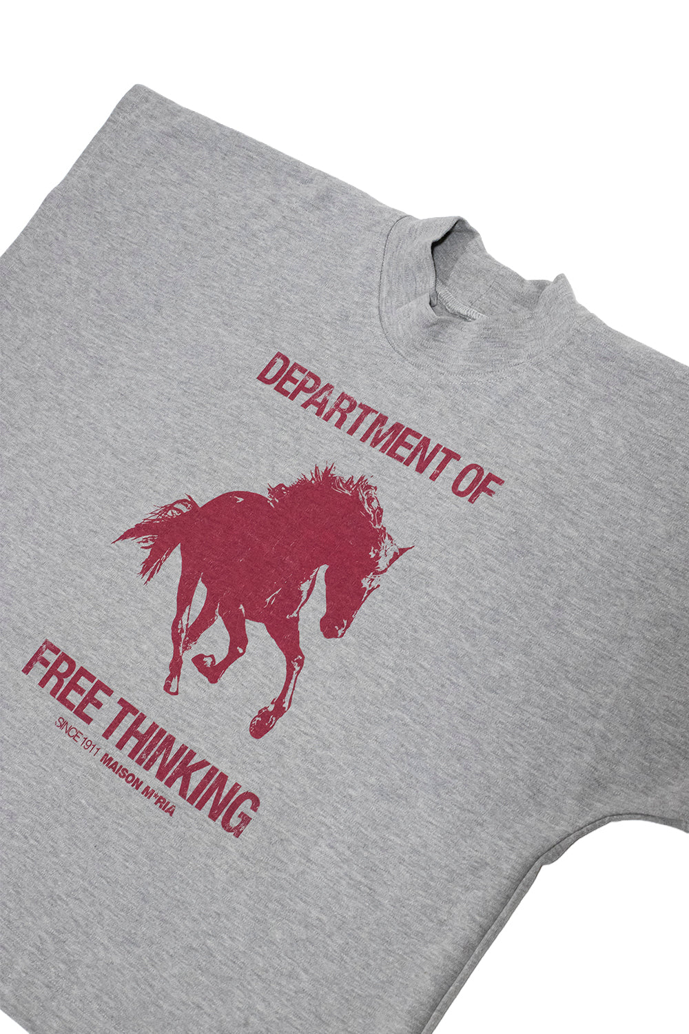 PLAYERA FREE THINKING ZERO WASTED GRIS