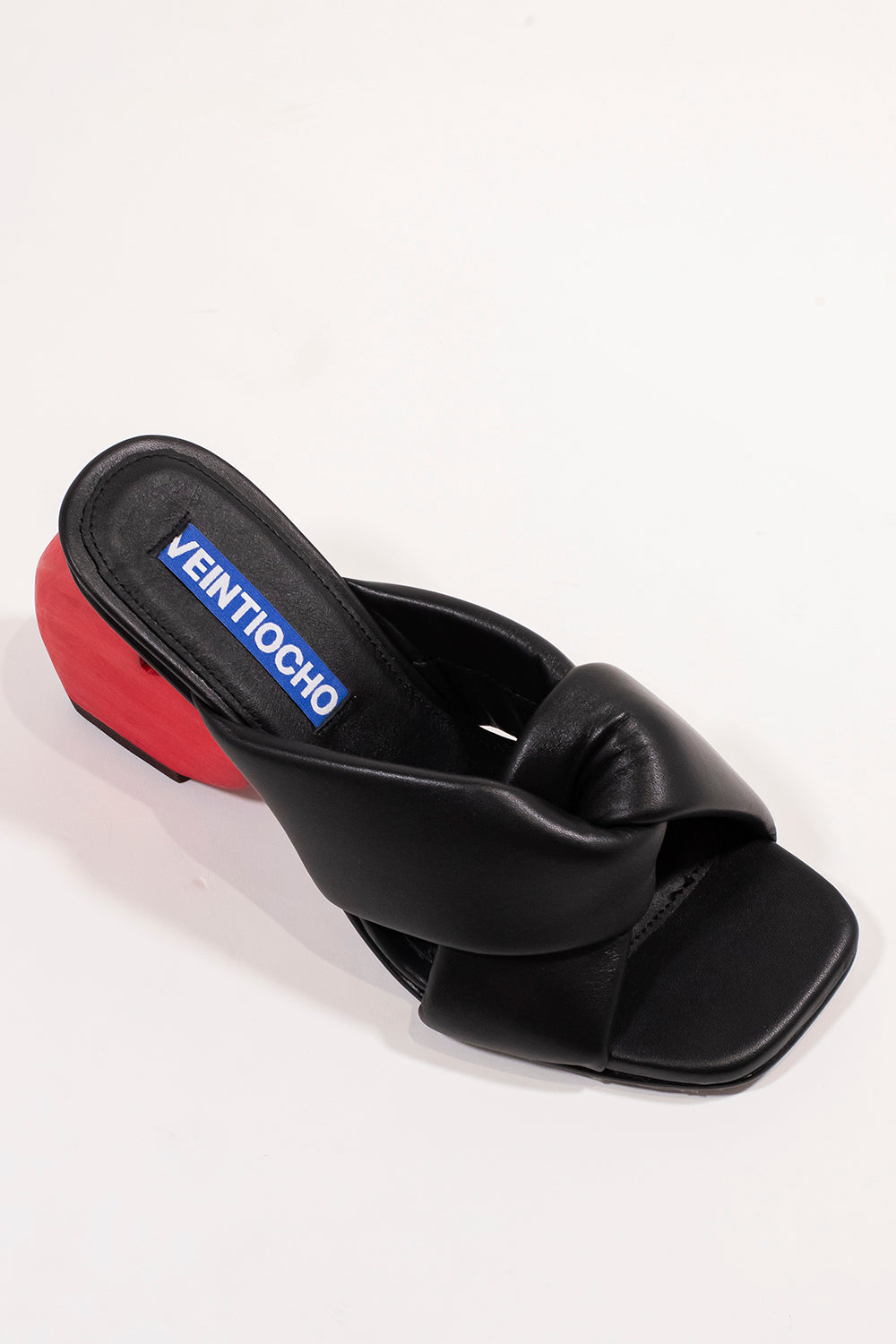 TACÓN TRASHY LOVE NEGRO MATE