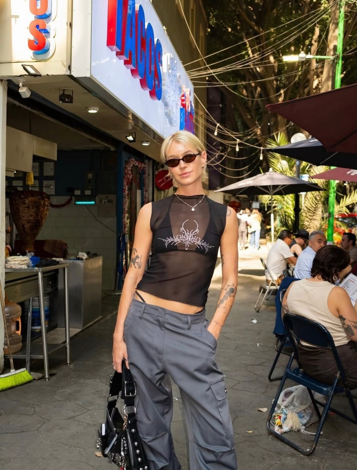 CRYSTAL TOP TRIBAL NEGRO