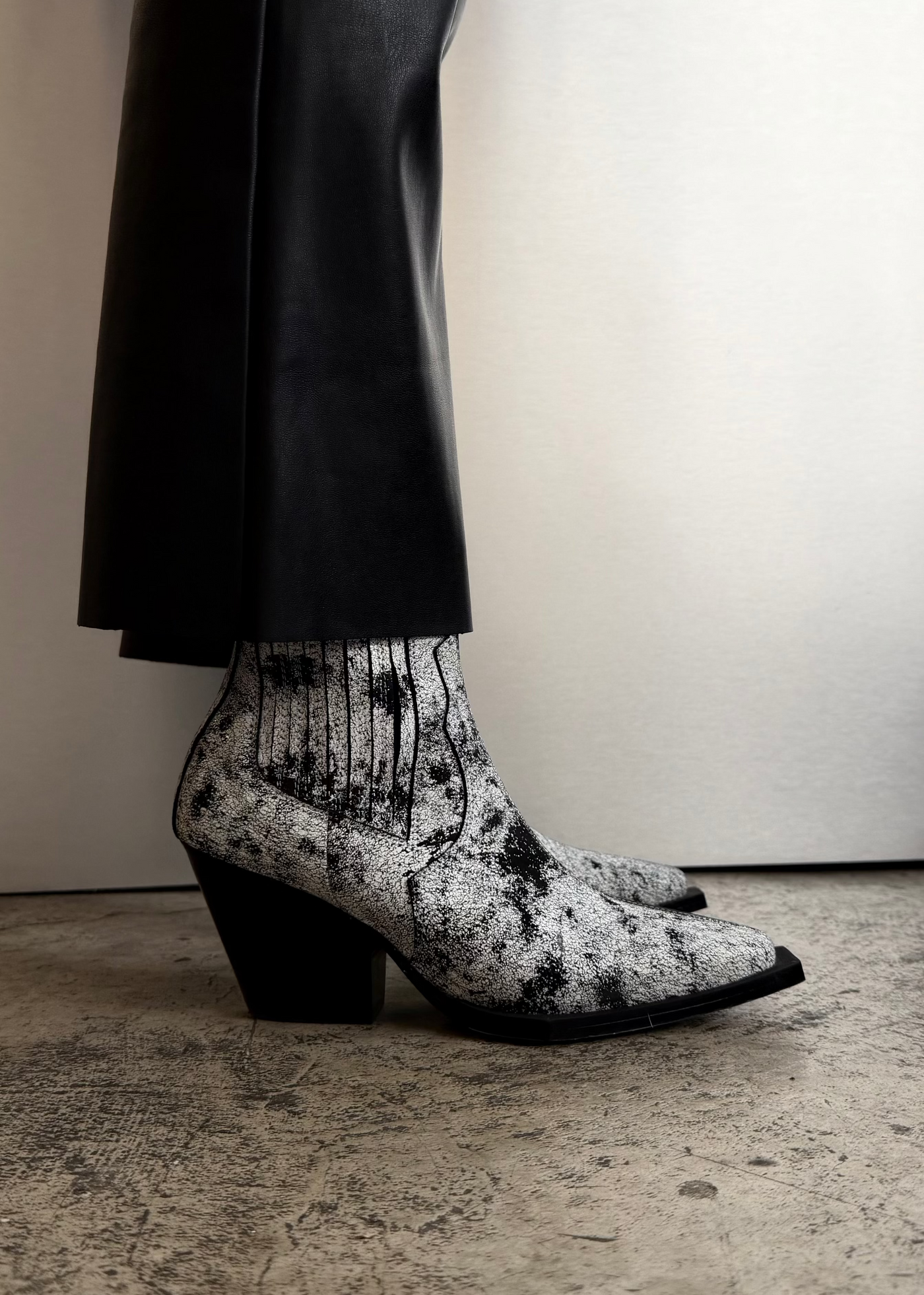 BOTAS LUCKY PAINT