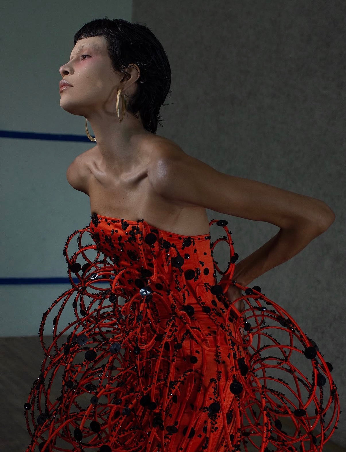 VESTIDO CON AROS