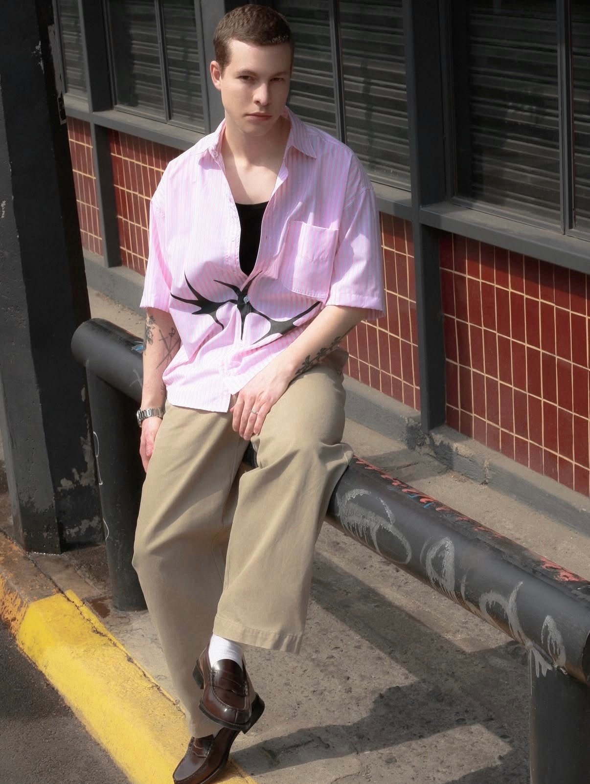 BLACK STAR PINK SHIRT