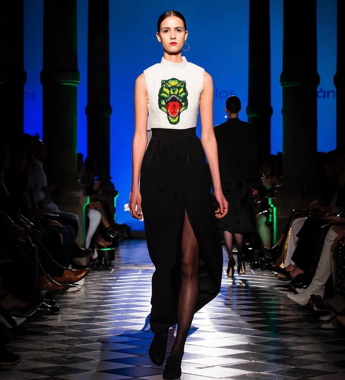 VESTIDO DINOSAURIO