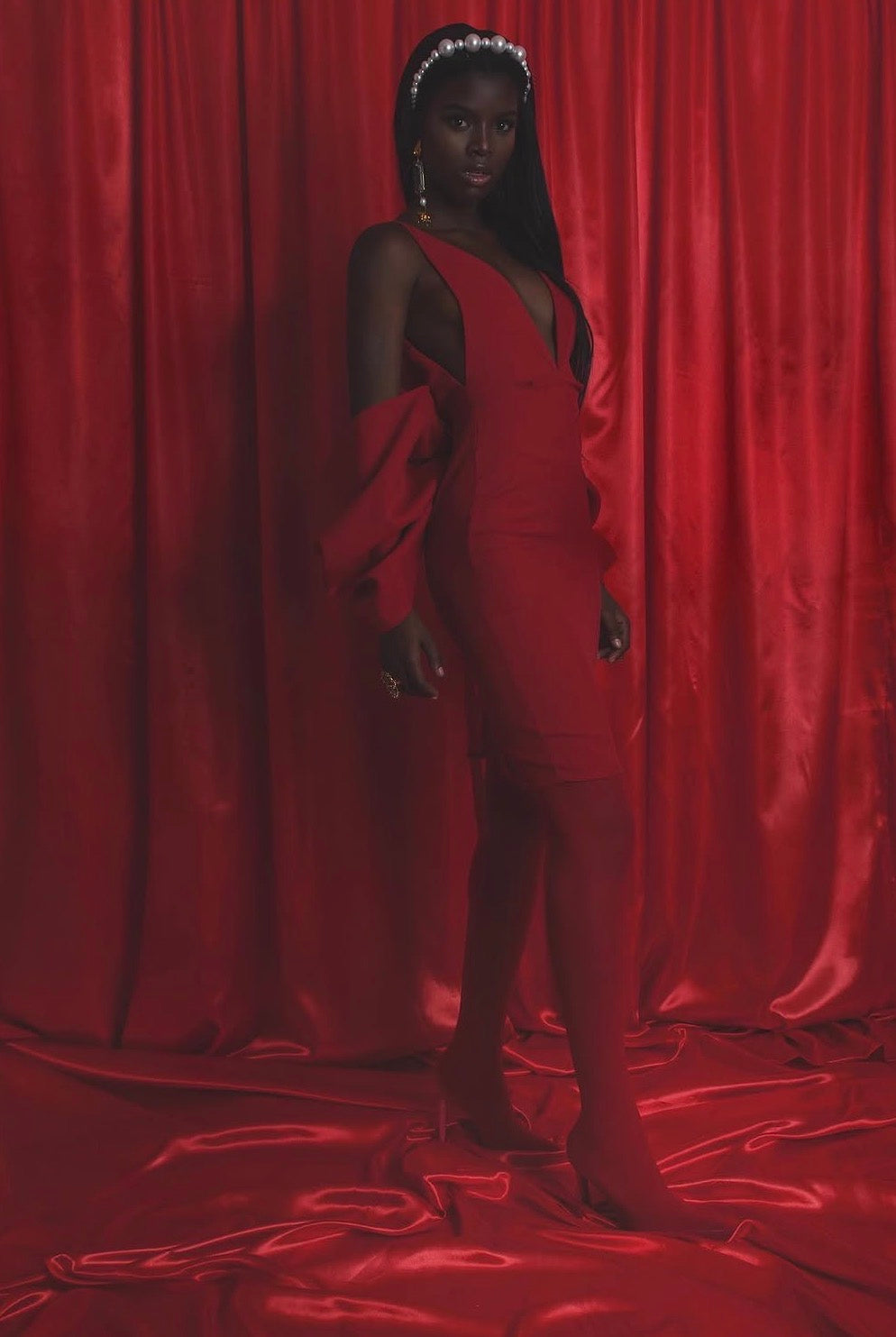 VESTIDO CON MOÑO EN ESPALDA