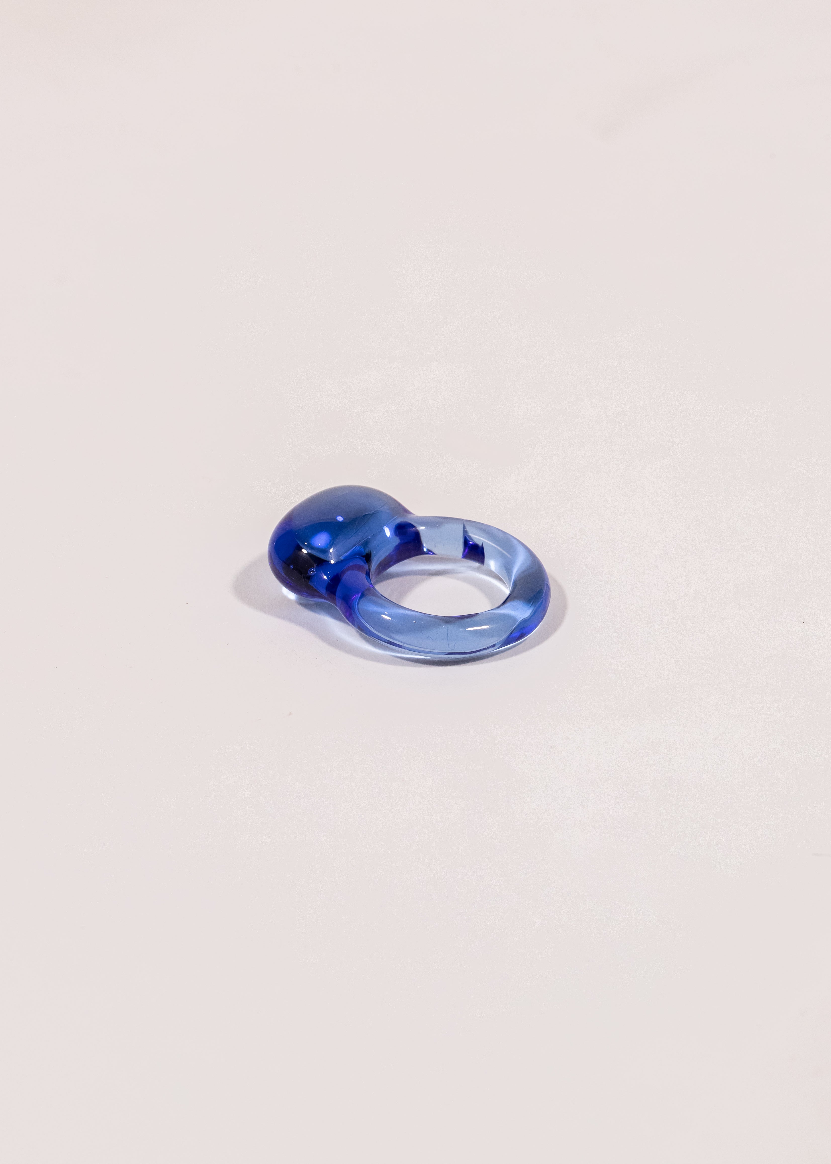 BLUE GOBLET-SHAPED RING