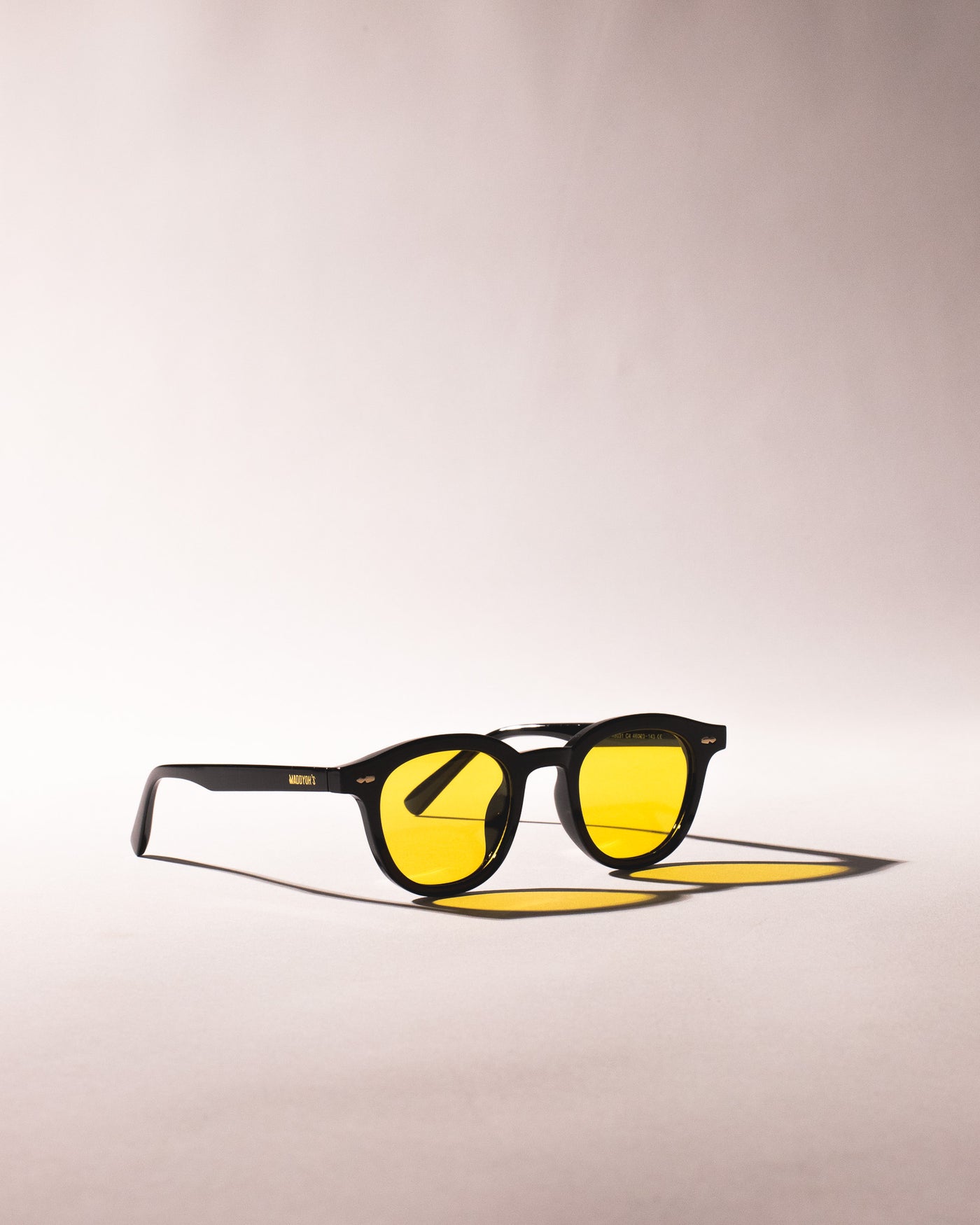 SUGAR OATS BLACK/YELLOW LENSES