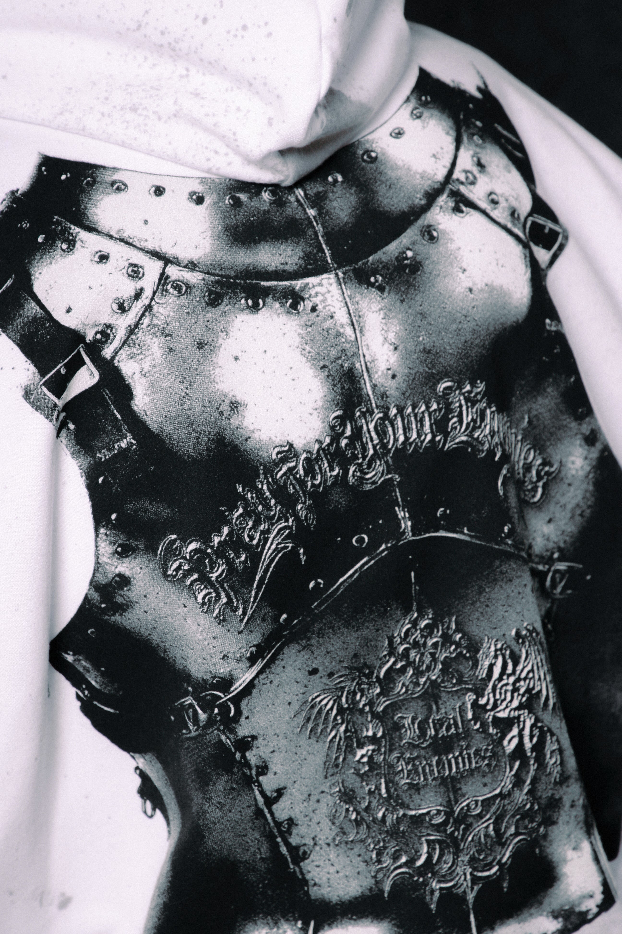 ARMOR SWEATSHIRT