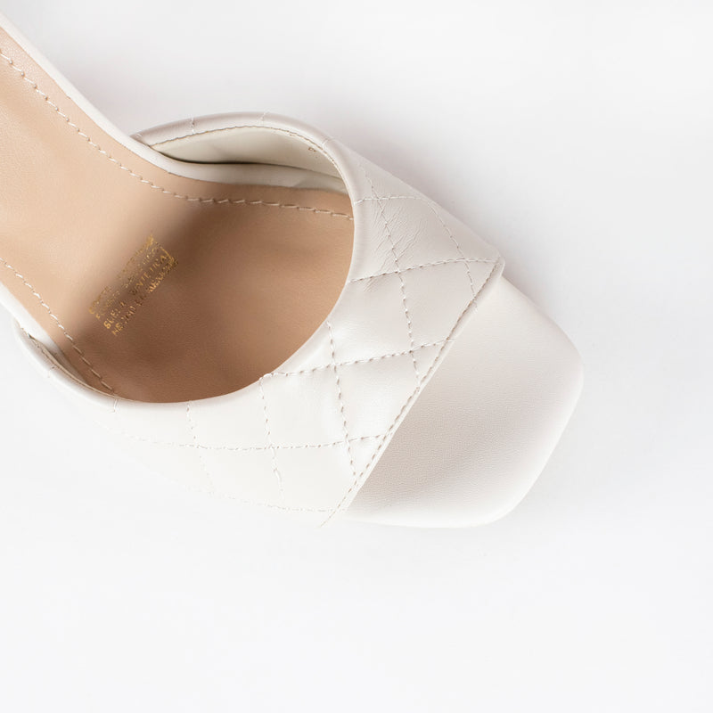 TACONES KAREM LATTE